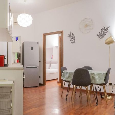 Apartamento Bnbutler - Eustachi, 47 - Per Vivere Alla Milanese Exterior foto