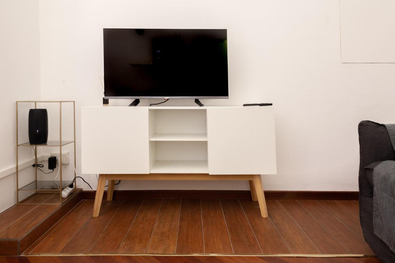 Apartamento Bnbutler - Eustachi, 47 - Per Vivere Alla Milanese Exterior foto