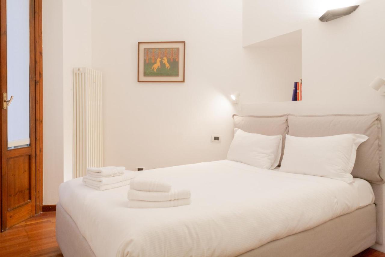 Apartamento Bnbutler - Eustachi, 47 - Per Vivere Alla Milanese Exterior foto