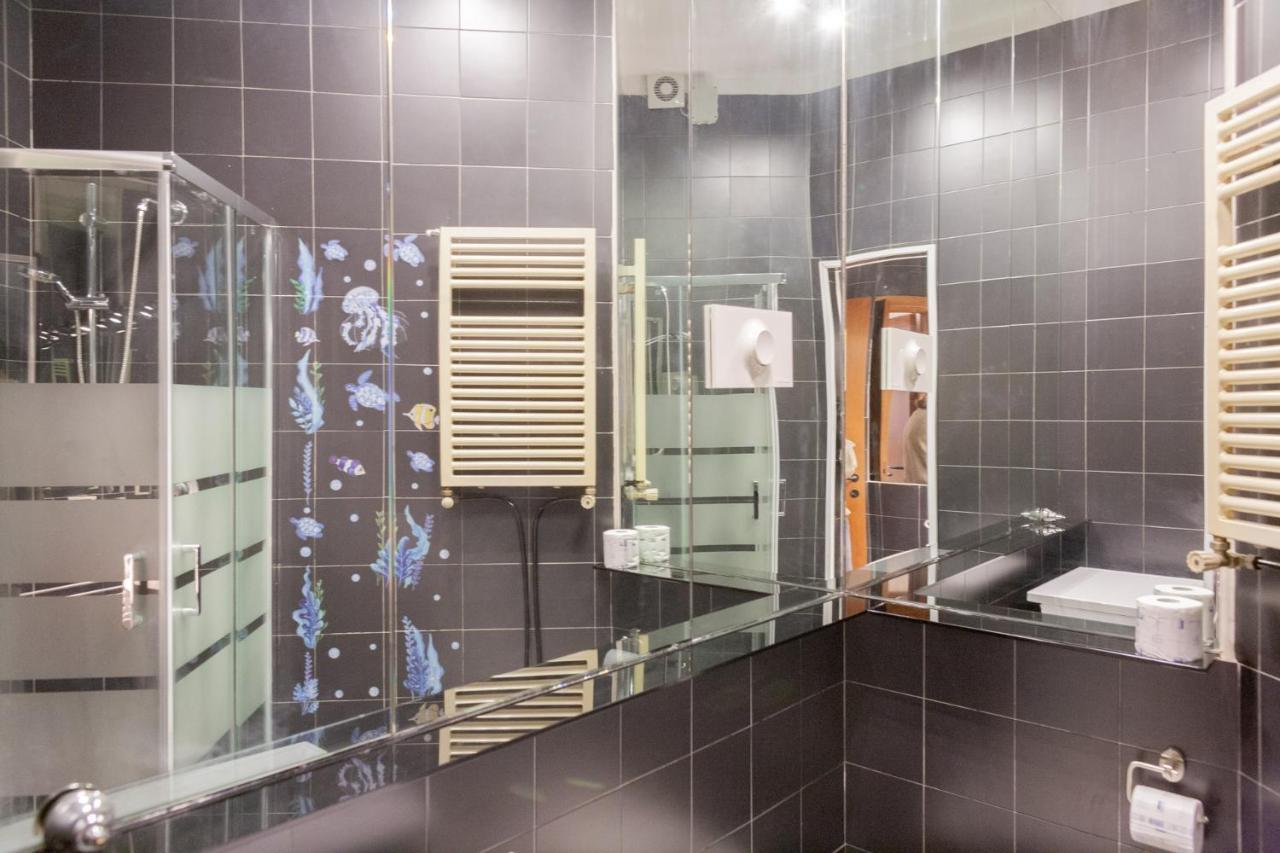 Apartamento Bnbutler - Eustachi, 47 - Per Vivere Alla Milanese Exterior foto